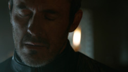 extant_GameOfThrones_3x04-KissedByFire_3202