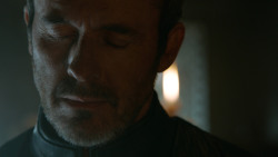 extant_GameOfThrones_3x04-KissedByFire_3206