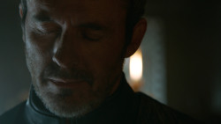 extant_GameOfThrones_3x04-KissedByFire_3207