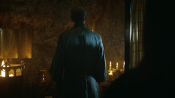 extant_GameOfThrones_3x04-KissedByFire_3212