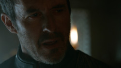 extant_GameOfThrones_3x04-KissedByFire_3236