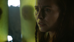 extant_GameOfThrones_3x04-KissedByFire_3259