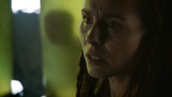 extant_GameOfThrones_3x04-KissedByFire_3265