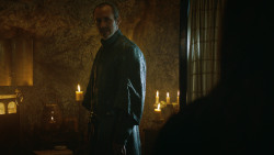 extant_GameOfThrones_3x04-KissedByFire_3274