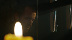 extant_GameOfThrones_3x04-KissedByFire_3314