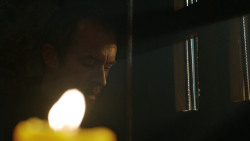extant_GameOfThrones_3x04-KissedByFire_3316