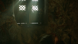 extant_GameOfThrones_3x04-KissedByFire_3325