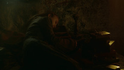 extant_GameOfThrones_3x04-KissedByFire_3339