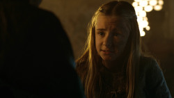 extant_GameOfThrones_3x04-KissedByFire_3407