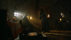 extant_GameOfThrones_3x04-KissedByFire_3421