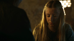 extant_GameOfThrones_3x04-KissedByFire_3461