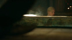 extant_GameOfThrones_3x04-KissedByFire_3515