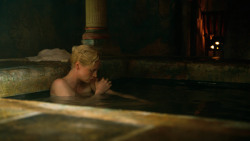 extant_GameOfThrones_3x04-KissedByFire_3526