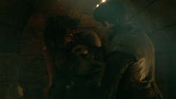 extant_GameOfThrones_3x04-KissedByFire_3528