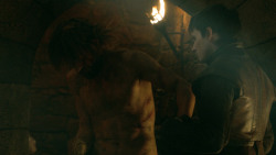 extant_GameOfThrones_3x04-KissedByFire_3531