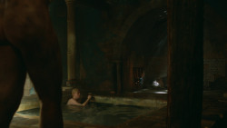 extant_GameOfThrones_3x04-KissedByFire_3565