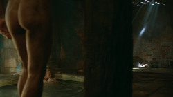 extant_GameOfThrones_3x04-KissedByFire_3569