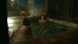 extant_GameOfThrones_3x04-KissedByFire_3584