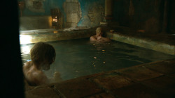extant_GameOfThrones_3x04-KissedByFire_3586
