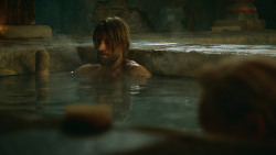 extant_GameOfThrones_3x04-KissedByFire_3609