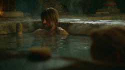 extant_GameOfThrones_3x04-KissedByFire_3610