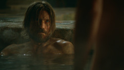 extant_GameOfThrones_3x04-KissedByFire_3670