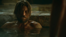 extant_GameOfThrones_3x04-KissedByFire_3684