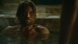 extant_GameOfThrones_3x04-KissedByFire_3689