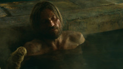 extant_GameOfThrones_3x04-KissedByFire_3709