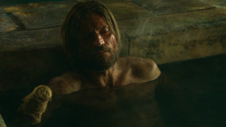 extant_GameOfThrones_3x04-KissedByFire_3727