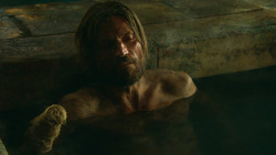 extant_GameOfThrones_3x04-KissedByFire_3728
