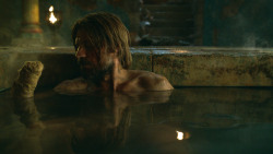 extant_GameOfThrones_3x04-KissedByFire_3742