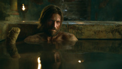 extant_GameOfThrones_3x04-KissedByFire_3758