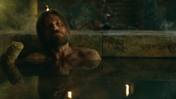 extant_GameOfThrones_3x04-KissedByFire_3804