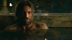 extant_GameOfThrones_3x04-KissedByFire_3908