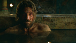 extant_GameOfThrones_3x04-KissedByFire_3910