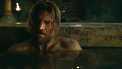 extant_GameOfThrones_3x04-KissedByFire_3914