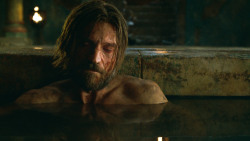extant_GameOfThrones_3x04-KissedByFire_3945