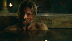 extant_GameOfThrones_3x04-KissedByFire_3957
