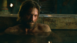 extant_GameOfThrones_3x04-KissedByFire_3986
