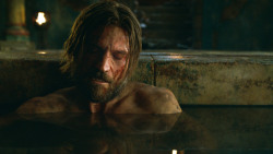 extant_GameOfThrones_3x04-KissedByFire_3996