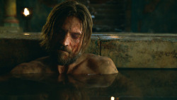 extant_GameOfThrones_3x04-KissedByFire_4003