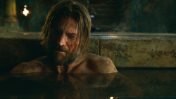 extant_GameOfThrones_3x04-KissedByFire_4013