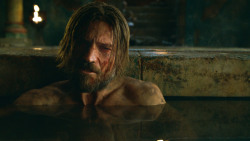 extant_GameOfThrones_3x04-KissedByFire_4021