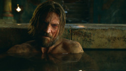extant_GameOfThrones_3x04-KissedByFire_4026