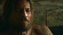 extant_GameOfThrones_3x04-KissedByFire_4132