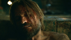 extant_GameOfThrones_3x04-KissedByFire_4175