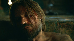 extant_GameOfThrones_3x04-KissedByFire_4176