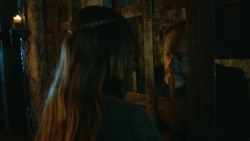 extant_GameOfThrones_3x04-KissedByFire_4266
