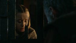 extant_GameOfThrones_3x04-KissedByFire_4287